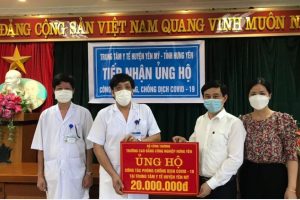 Trường CĐ Công nghiệp Hưng Yên chung tay ủng hộ công tác phòng chống dịch covid-19