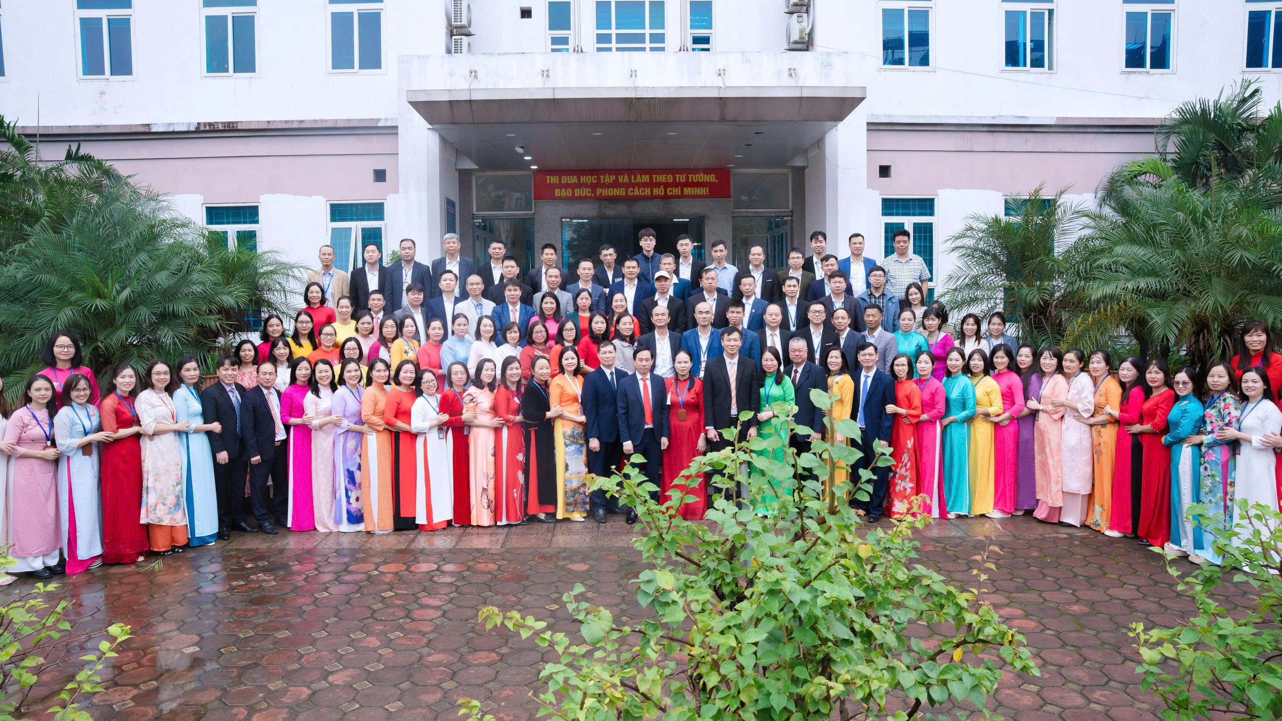 z7733642262069_60940ae663328ff90590b0d2115a1223