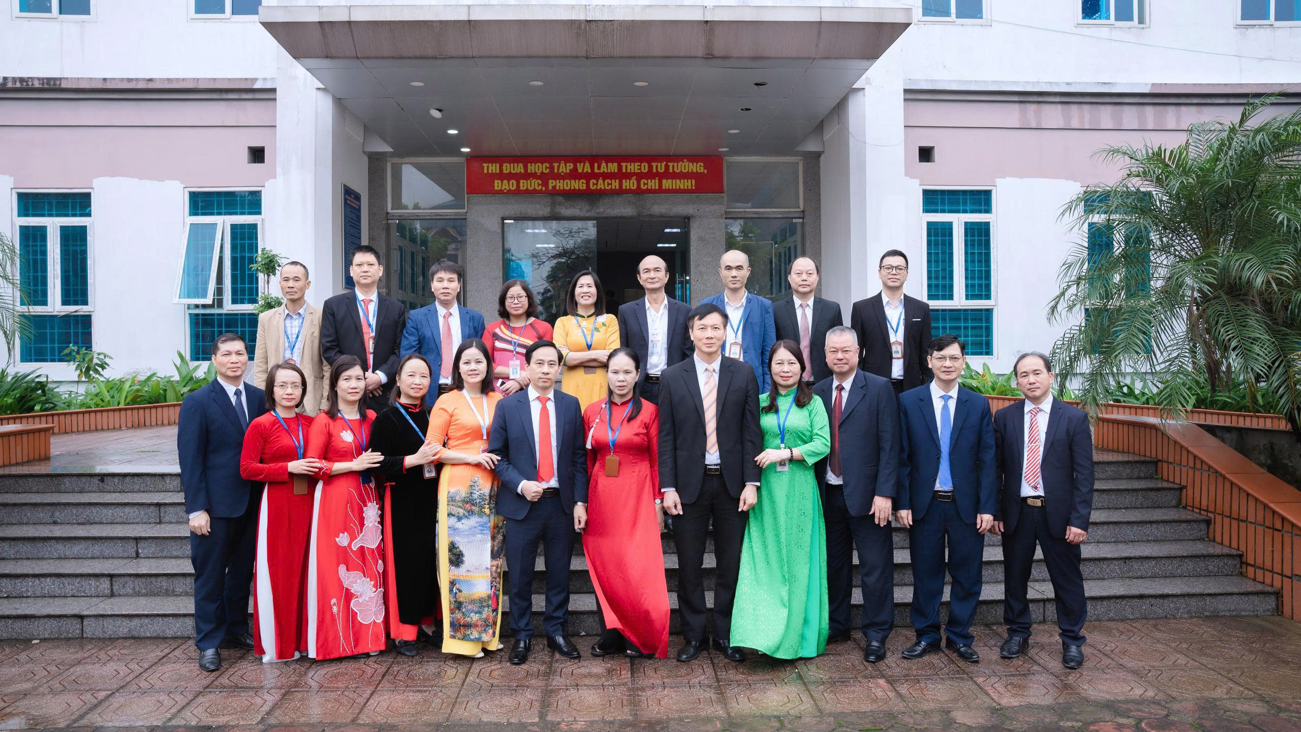 z7733642266999_479b41f47c3fad282f5713567e29912f