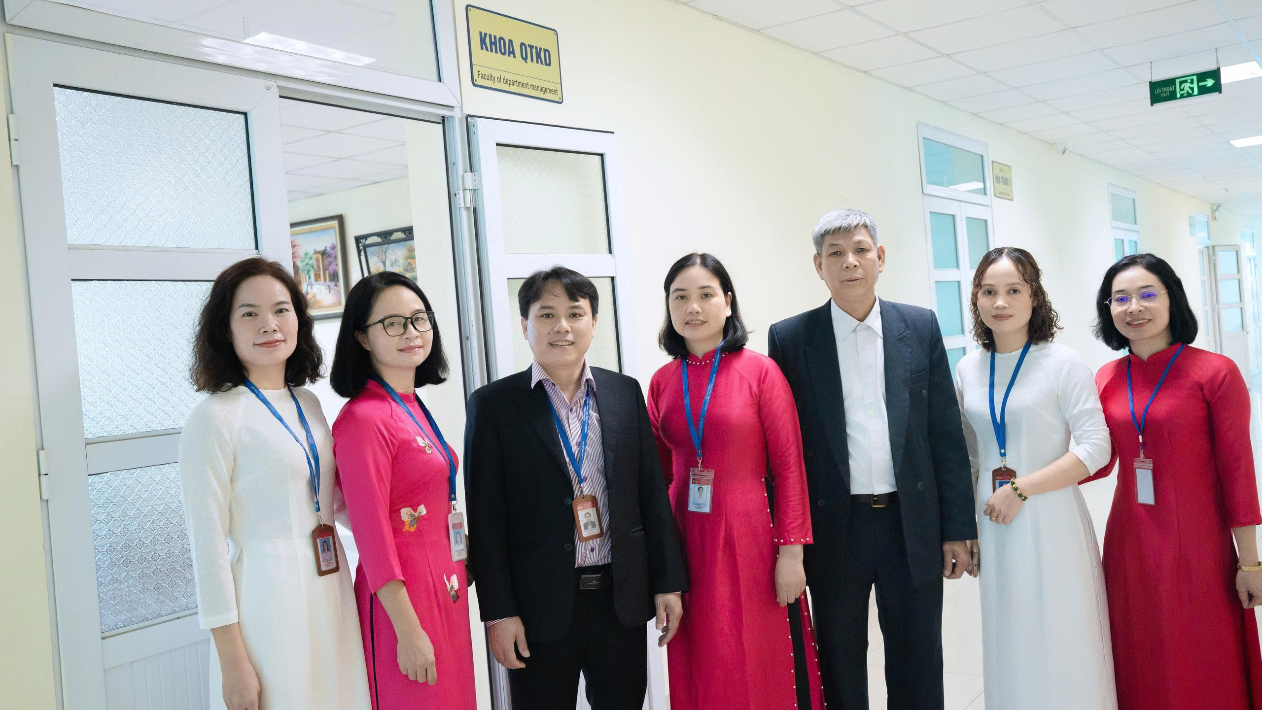 z7733642281827_d8e6c14acc70527285be306b8d1b43ff