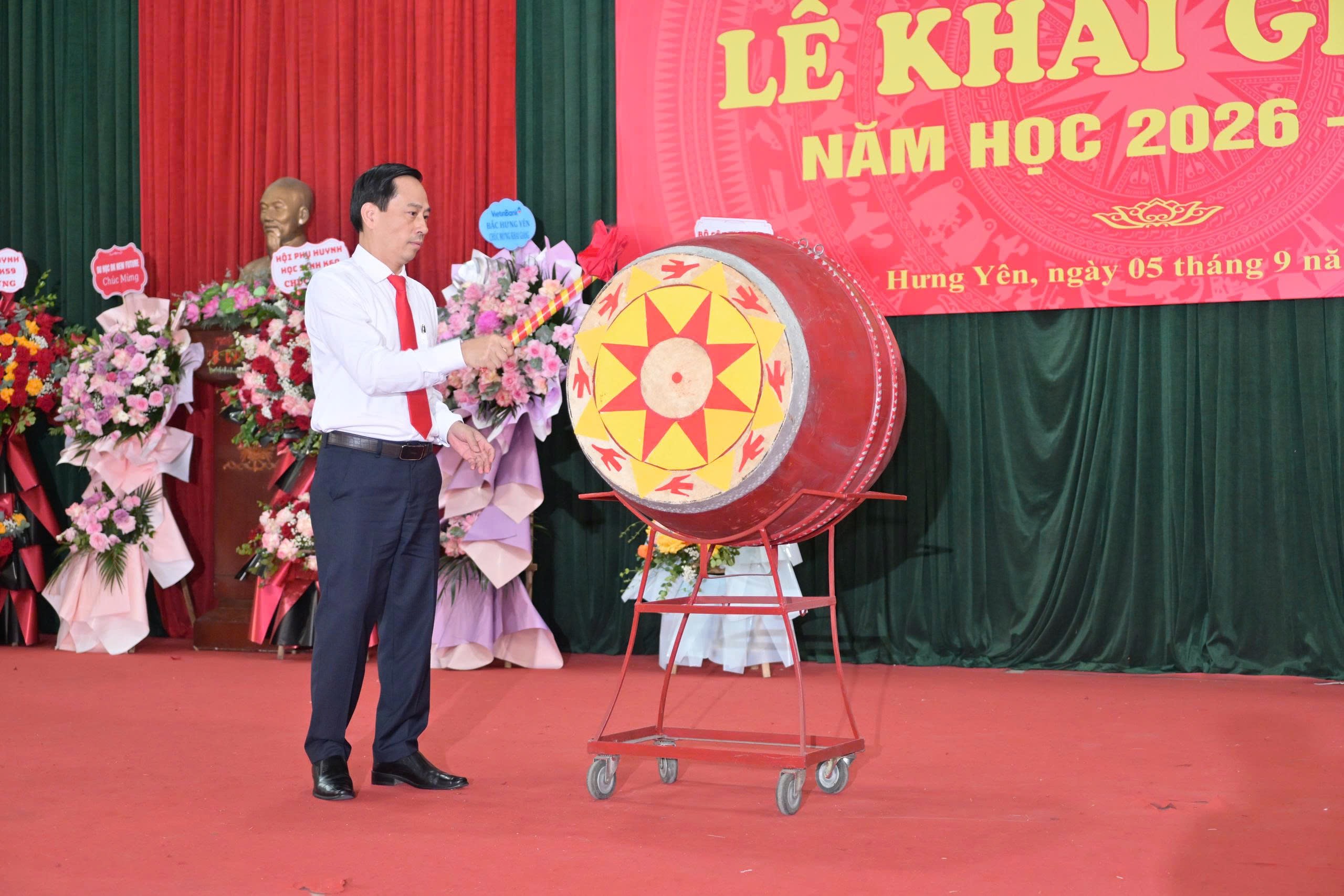 Trường Cao đẳng Công nghiệp Hưng Yên long trọng tổ chức Lễ khai giảng năm học 2026-2027